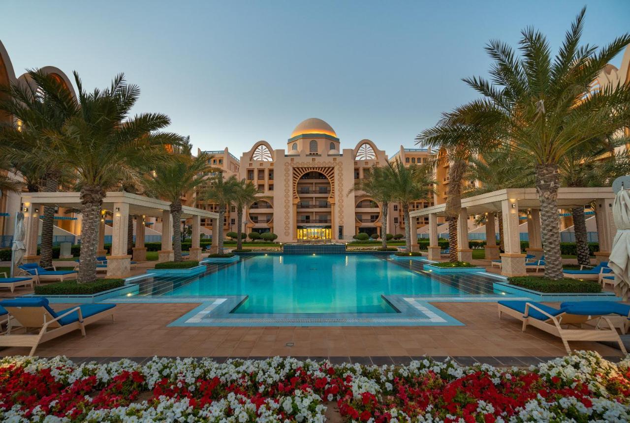 Simply Comfort In Sarai Palm Jumeirah Dubai Exteriör bild