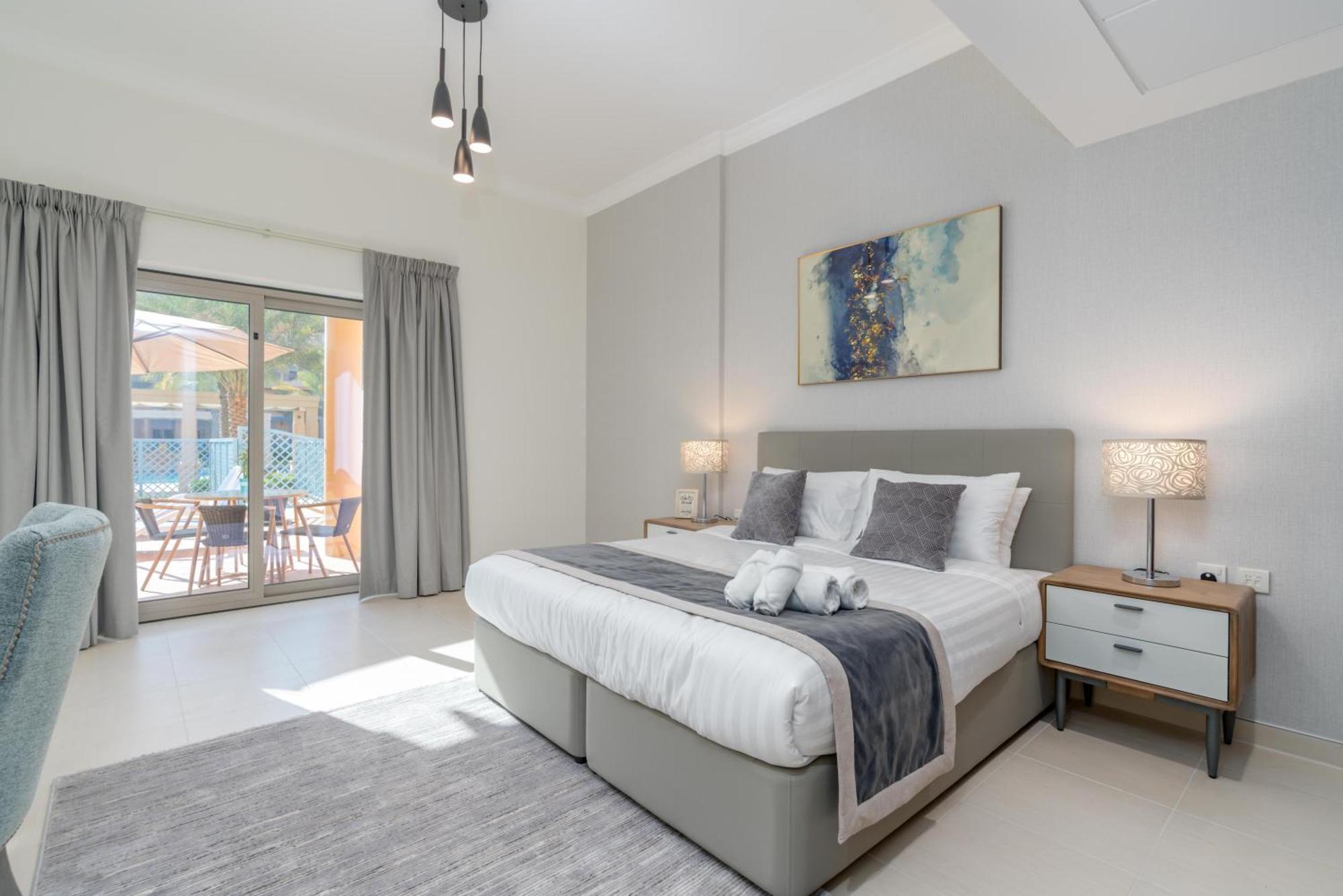 Simply Comfort In Sarai Palm Jumeirah Dubai Exteriör bild