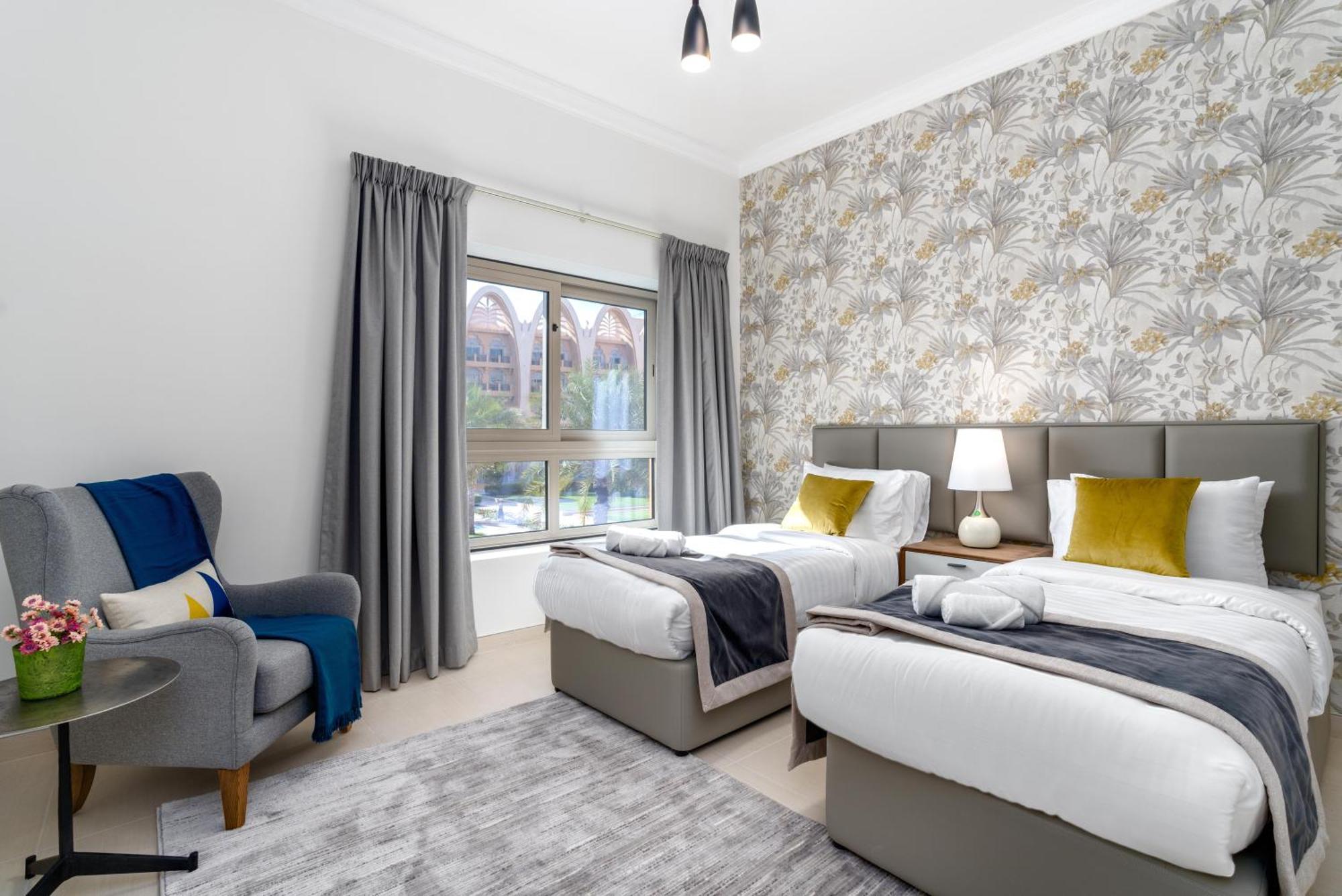 Simply Comfort In Sarai Palm Jumeirah Dubai Exteriör bild