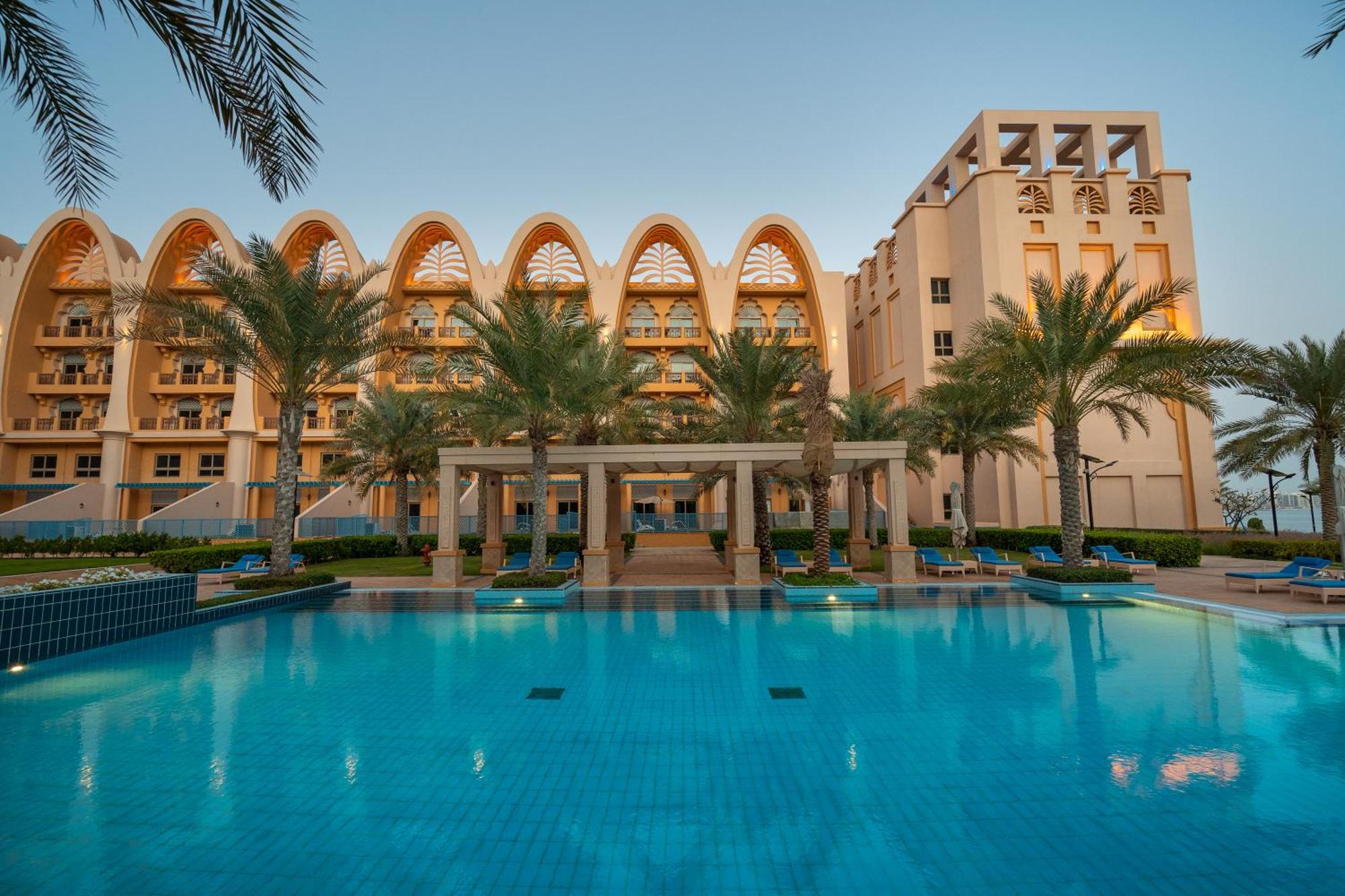 Simply Comfort In Sarai Palm Jumeirah Dubai Exteriör bild